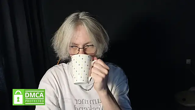 Snapshot of Keytaro chatting on May 19, 2026, 2:02 pm Keytaro online show from May 19, 2026, 2:02 pm