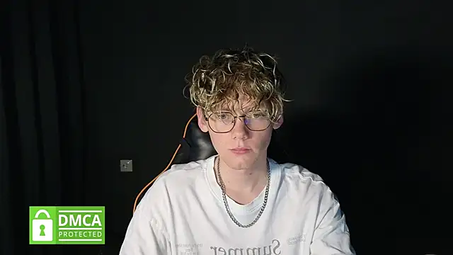 Snapshot of Keytaro chatting on April 28, 2026, 2:49 am Keytaro online show from April 28, 2026, 2:49 am