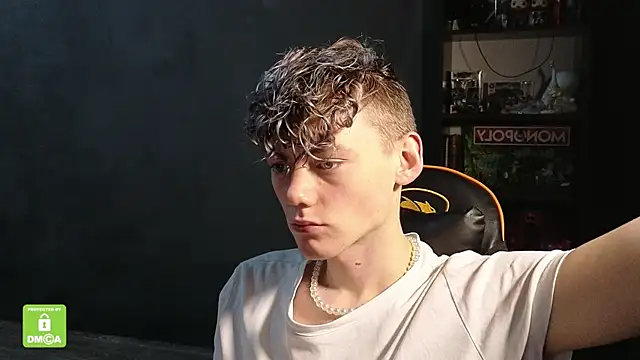 Keytaro online show from December 5, 2025, 12:48 pm