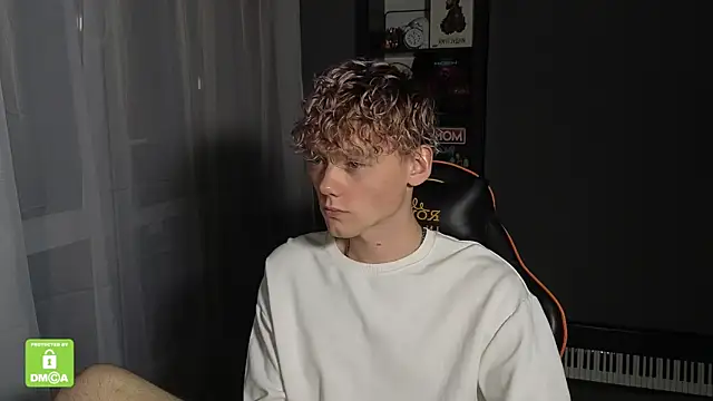 Snapshot of Keytaro chatting on September 10, 2025, 10:31 pm Keytaro online show from September 10, 2025, 10:31 pm