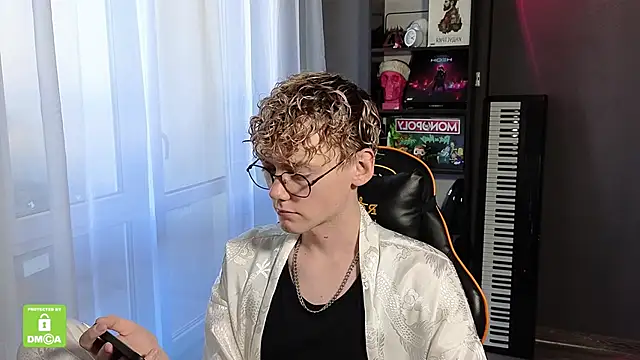 Snapshot of Keytaro chatting on September 22, 2025, 6:41 am Keytaro online show from September 22, 2025, 6:41 am