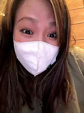 Snapshot of annna_annna_2024 chatting on October 1, 2025, 1:22 am annna annna 2024 online show from October 1, 2025, 1:22 am