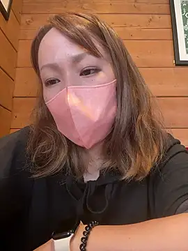 Snapshot of annna_annna_2024 chatting on April 5, 2026, 2:18 am annna annna 2024 online show from April 5, 2026, 2:18 am