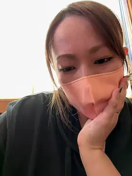 Snapshot of annna_annna_2024 chatting on April 11, 2026, 2:08 am annna annna 2024 online show from April 11, 2026, 2:08 am