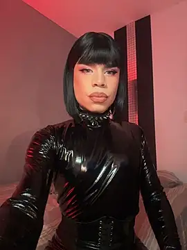 LucyGiraldo online show from July 10, 2026, 6:08 pm