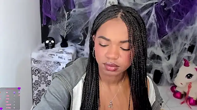 Marce 22 online show from October 22, 2025, 3:44 pm