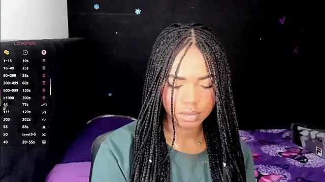 Snapshot of Marce_22 chatting on January 13, 2026, 11:52 pm Marce 22 online show from January 13, 2026, 11:52 pm