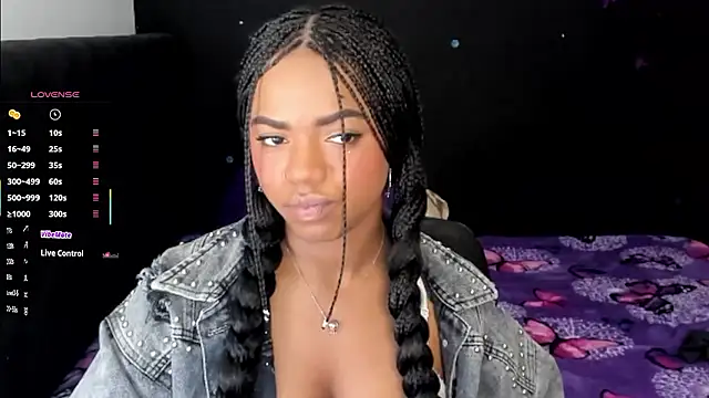 Snapshot of Marce_22 chatting on January 13, 2026, 12:36 am Marce 22 online show from January 13, 2026, 12:36 am