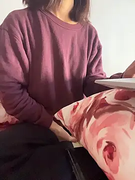 Snapshot of Beautiful_arab chatting on February 20, 2026, 12:07 pm Beautiful arab online show from February 20, 2026, 12:07 pm