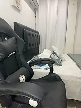 Belissa miller online show from September 25, 2025, 7:09 pm