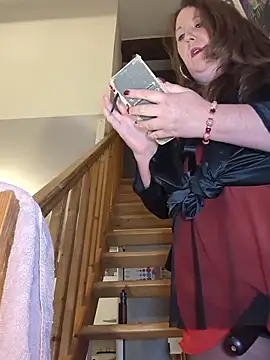 Snapshot of Candy-Desire chatting on February 19, 2026, 8:39 pm Candy-Desire online show from February 19, 2026, 8:39 pm