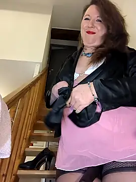 Snapshot of Candy-Desire chatting on January 24, 2025, 8:00 pm Candy-Desire online show from January 24, 2025, 8:00 pm