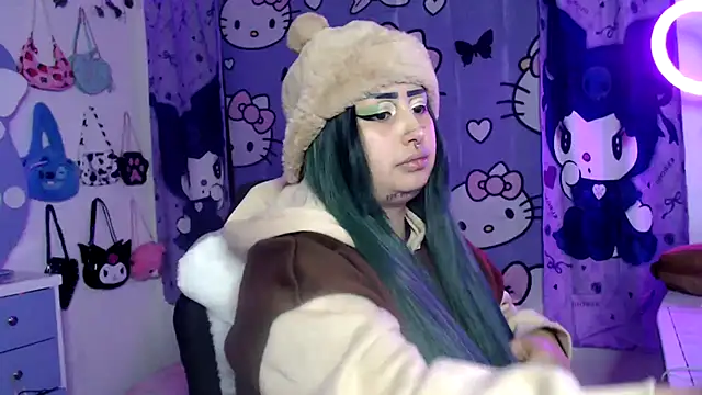 lussyevans24 online show from September 25, 2025, 4:40 am