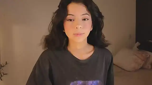 Snapshot of lissi_S chatting on December 2, 2024, 3:43 am lissi S online show from December 2, 2024, 3:43 am