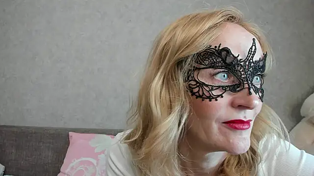 Snapshot of angelica_marquise chatting on April 23, 2026, 9:16 am angelica marquise online show from April 23, 2026, 9:16 am