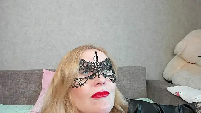Snapshot of angelica_marquise chatting on April 29, 2026, 9:57 am angelica marquise online show from April 29, 2026, 9:57 am