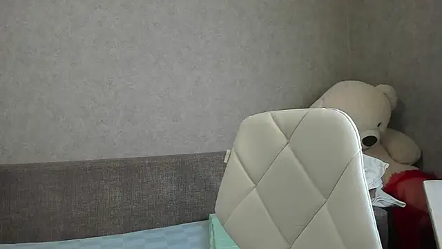 Snapshot of angelica_marquise chatting on April 1, 2026, 4:59 pm angelica marquise online show from April 1, 2026, 4:59 pm