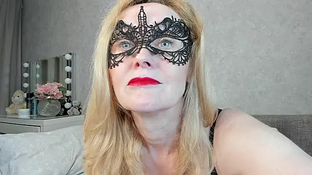 Snapshot of angelica_marquise chatting on May 19, 2026, 10:33 am angelica marquise online show from May 19, 2026, 10:33 am