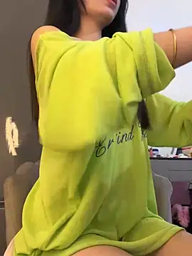 Baby-sexygirl01 online show from May 28, 2026, 3:18 pm