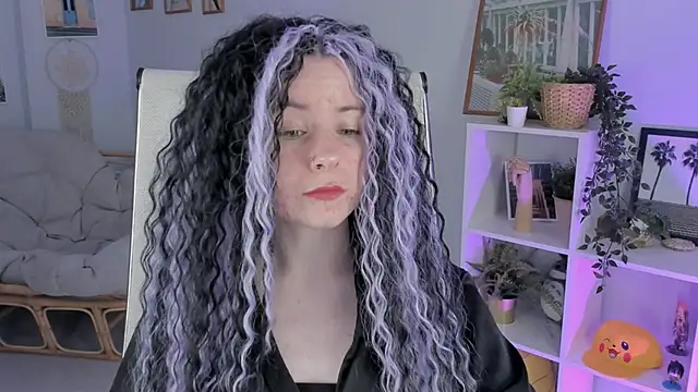 Snapshot of LexiWenford chatting on March 19, 2025, 8:55 am LexiWenford online show from March 19, 2025, 8:55 am