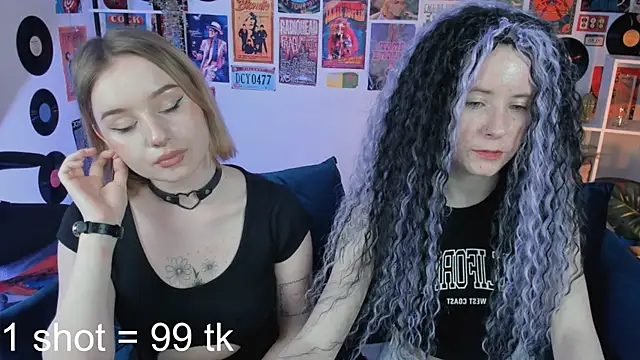 Snapshot of LexiWenford chatting on March 21, 2025, 9:23 am LexiWenford online show from March 21, 2025, 9:23 am