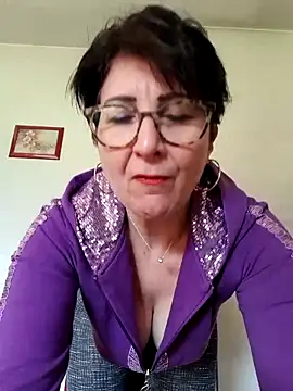 Snapshot of Viola8p chatting on March 21, 2026, 11:25 am Viola8p online show from March 21, 2026, 11:25 am