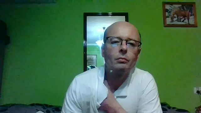 Tiger202441 online show from June 12, 2026, 9:01 pm