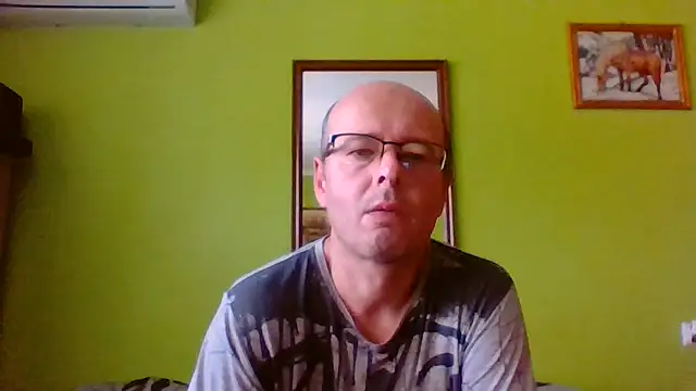 Snapshot of Tiger202441 chatting on July 8, 2026, 8:15 am Tiger202441 online show from July 8, 2026, 8:15 am