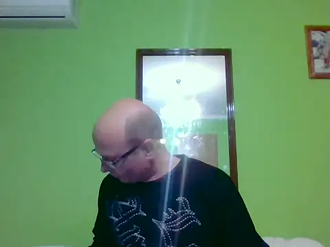 Tiger202441 online show from October 26, 2025, 6:52 pm