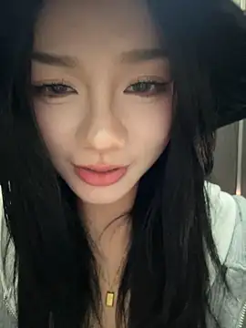Snapshot of Asia-Melody chatting on March 19, 2025, 6:14 am Asia-Melody online show from March 19, 2025, 6:14 am