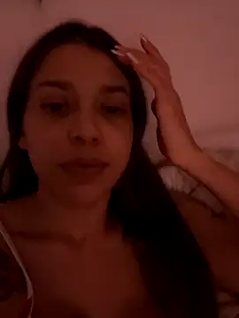 Snapshot of DanielaSaenz0 chatting on December 19, 2025, 1:42 am DanielaSaenz0 online show from December 19, 2025, 1:42 am