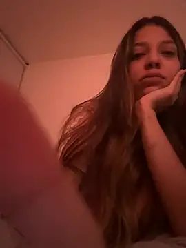 Snapshot of DanielaSaenz0 chatting on February 22, 2026, 3:53 am DanielaSaenz0 online show from February 22, 2026, 3:53 am