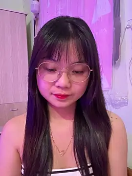 Snapshot of Maeve2k5 chatting on November 20, 2025, 7:53 am Maeve2k5 online show from November 20, 2025, 7:53 am