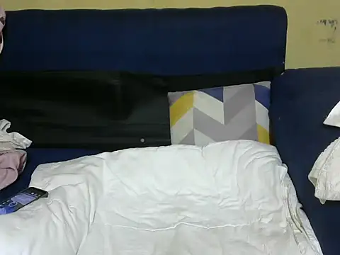 Snapshot of Thicky_ridder chatting on October 17, 2025, 9:49 pm Thicky ridder online show from October 17, 2025, 9:49 pm