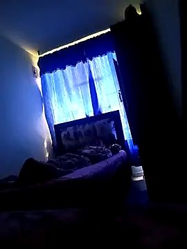 alexmoragomez online show from April 2, 2026, 2:02 pm