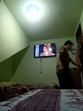 alexmoragomez online show from April 6, 2026, 4:52 pm