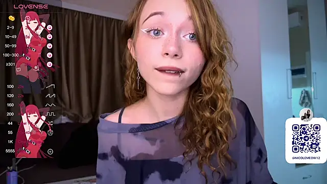  SofiaBrown online show from November 28, 2025, 2:39 pm