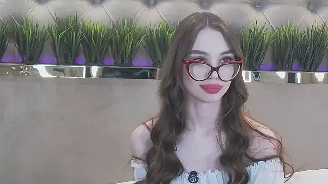 Snapshot of OpheliaHartman chatting on March 1, 2025, 5:27 pm OpheliaHartman online show from March 1, 2025, 5:27 pm