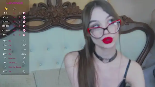 Snapshot of OpheliaHartman chatting on February 2, 2025, 8:19 pm OpheliaHartman online show from February 2, 2025, 8:19 pm