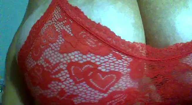 RoxiRedXXX online show from September 24, 2025, 8:59 pm