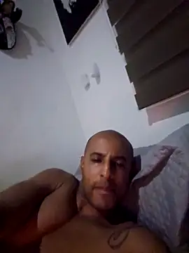 Binhosex2024 online show from March 22, 2026, 5:32 am