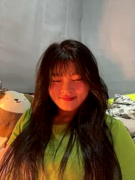 Snapshot of Anges893 chatting on December 3, 2024, 2:20 am Anges893 online show from December 3, 2024, 2:20 am
