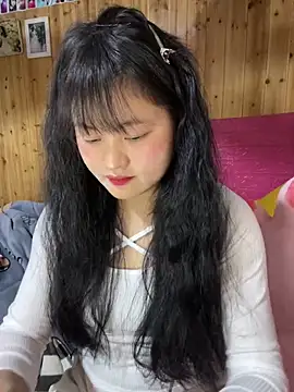 Snapshot of Anges893 chatting on March 17, 2025, 1:39 pm Anges893 online show from March 17, 2025, 1:39 pm