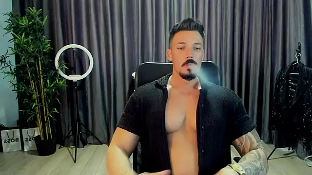 Snapshot of HaydenSpearss chatting on March 18, 2026, 1:02 pm HaydenSpearss online show from March 18, 2026, 1:02 pm
