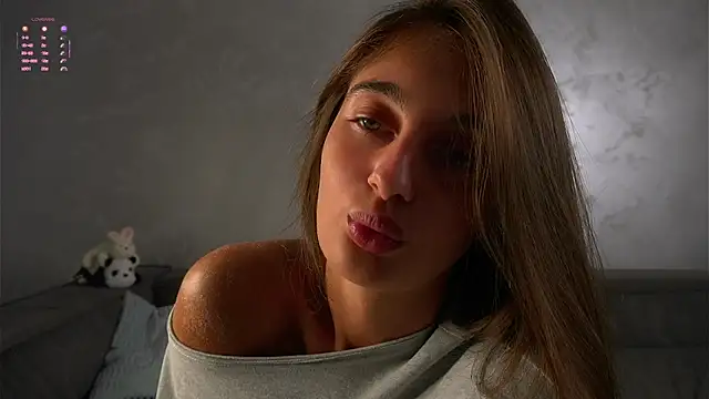 Snapshot of PiquingOgalala chatting on May 9, 2026, 1:31 am PiquingOgalala online show from May 9, 2026, 1:31 am