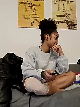 Laanegraofficial  online show from February 9, 2025, 4:29 pm