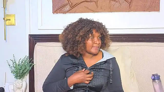 Snapshot of ANNI-E chatting on April 8, 2026, 4:03 am ANNI-E online show from April 8, 2026, 4:03 am