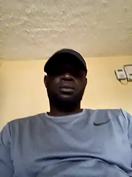 Snapshot of ClinDi chatting on March 21, 2025, 11:44 am ClinDi online show from March 21, 2025, 11:44 am