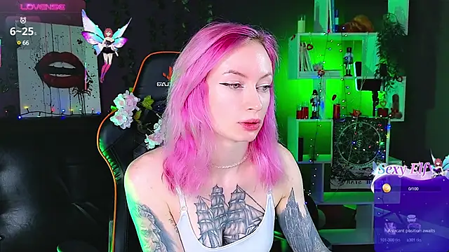 Snapshot of _HelenCarter chatting on February 24, 2025, 8:58 pm HelenCarter online show from February 24, 2025, 8:58 pm