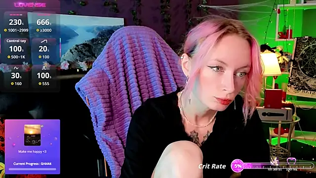 Snapshot of _HelenCarter chatting on November 3, 2025, 8:45 pm HelenCarter online show from November 3, 2025, 8:45 pm